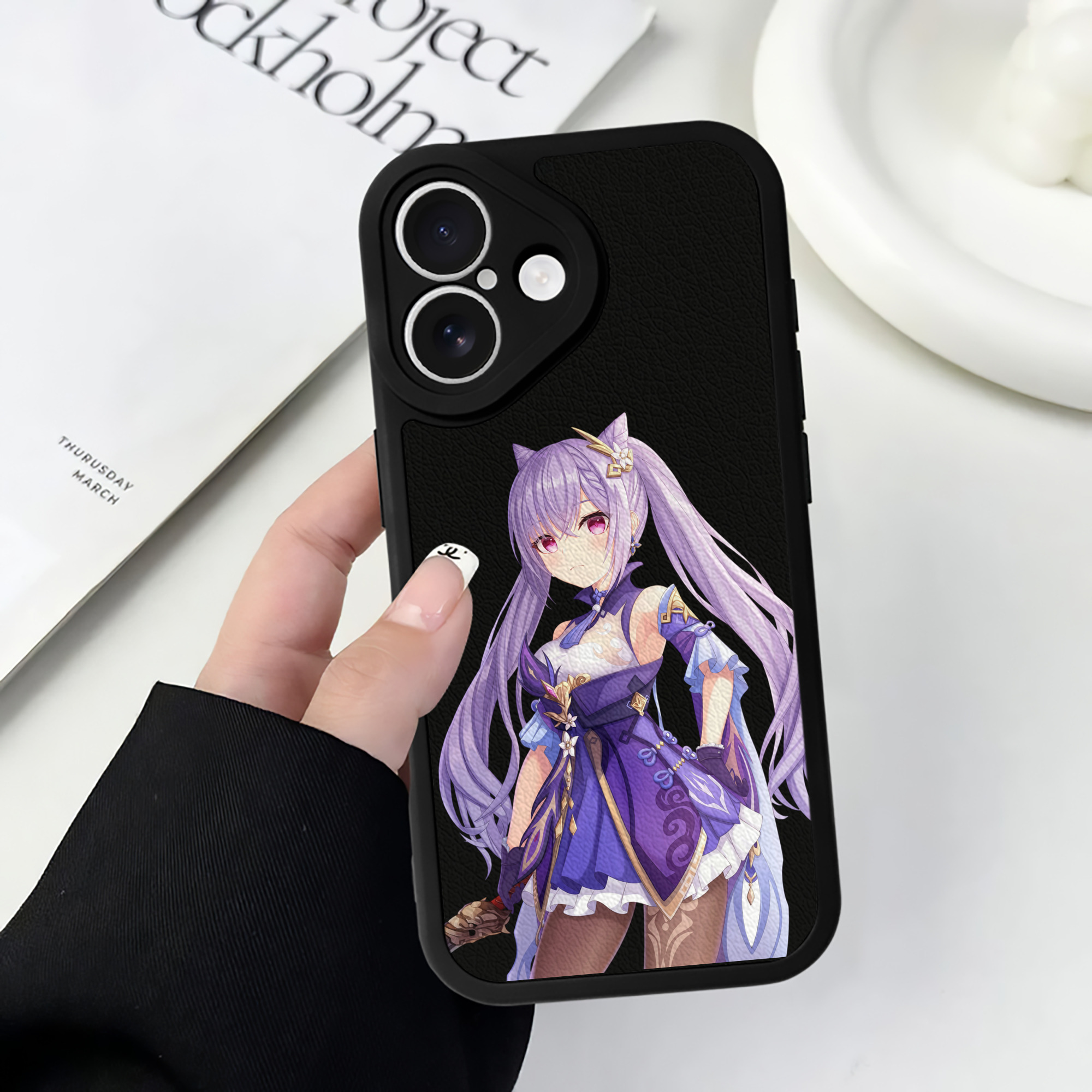 げんし神 刻晴 こくせい genshin Kokusei 【iPhone 16シリーズ対応】シリコンスマホケース（レザー調） 材質：シリコン